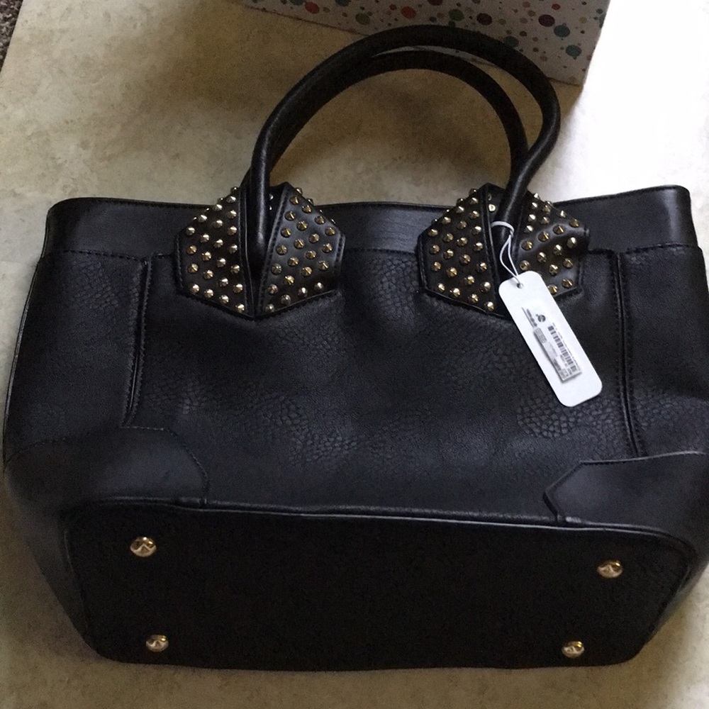 NWT charming Charlie tote